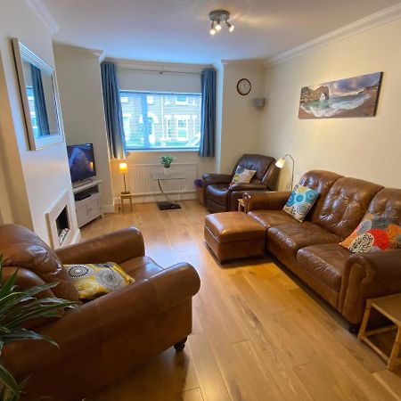 3 Double Bed House 10 Mins From Sandbanks Poole Bagian luar foto